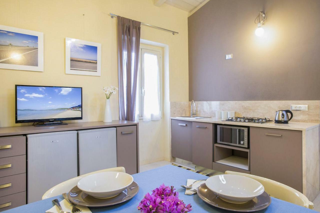 Iolanda Apartment 30M From Seaside Alghero Exteriör bild